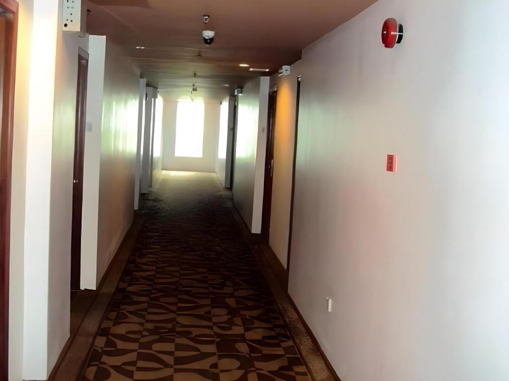 Mb Hotel タワウ エクステリア 写真